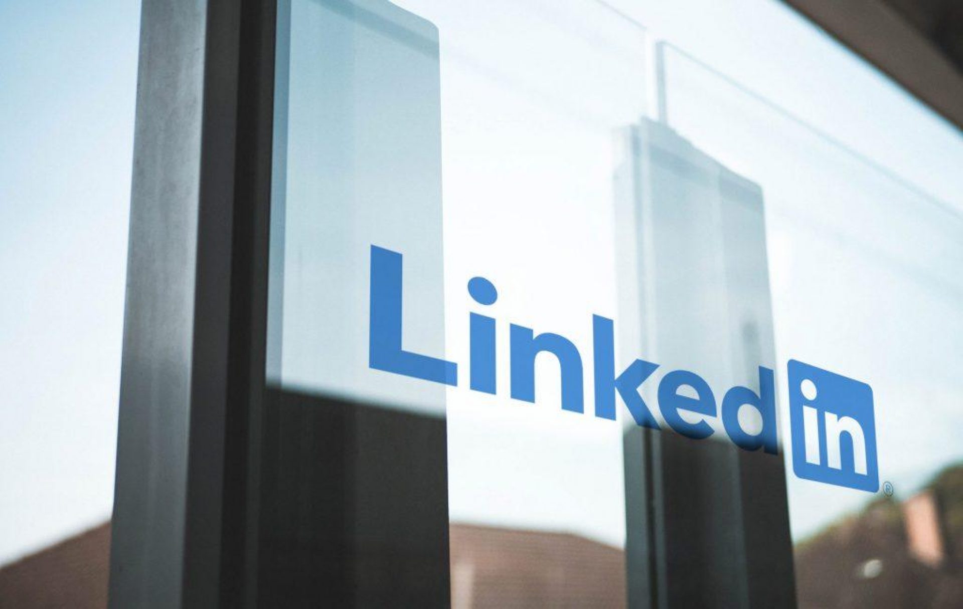 Linked In Stories fischer Appelt Marketing