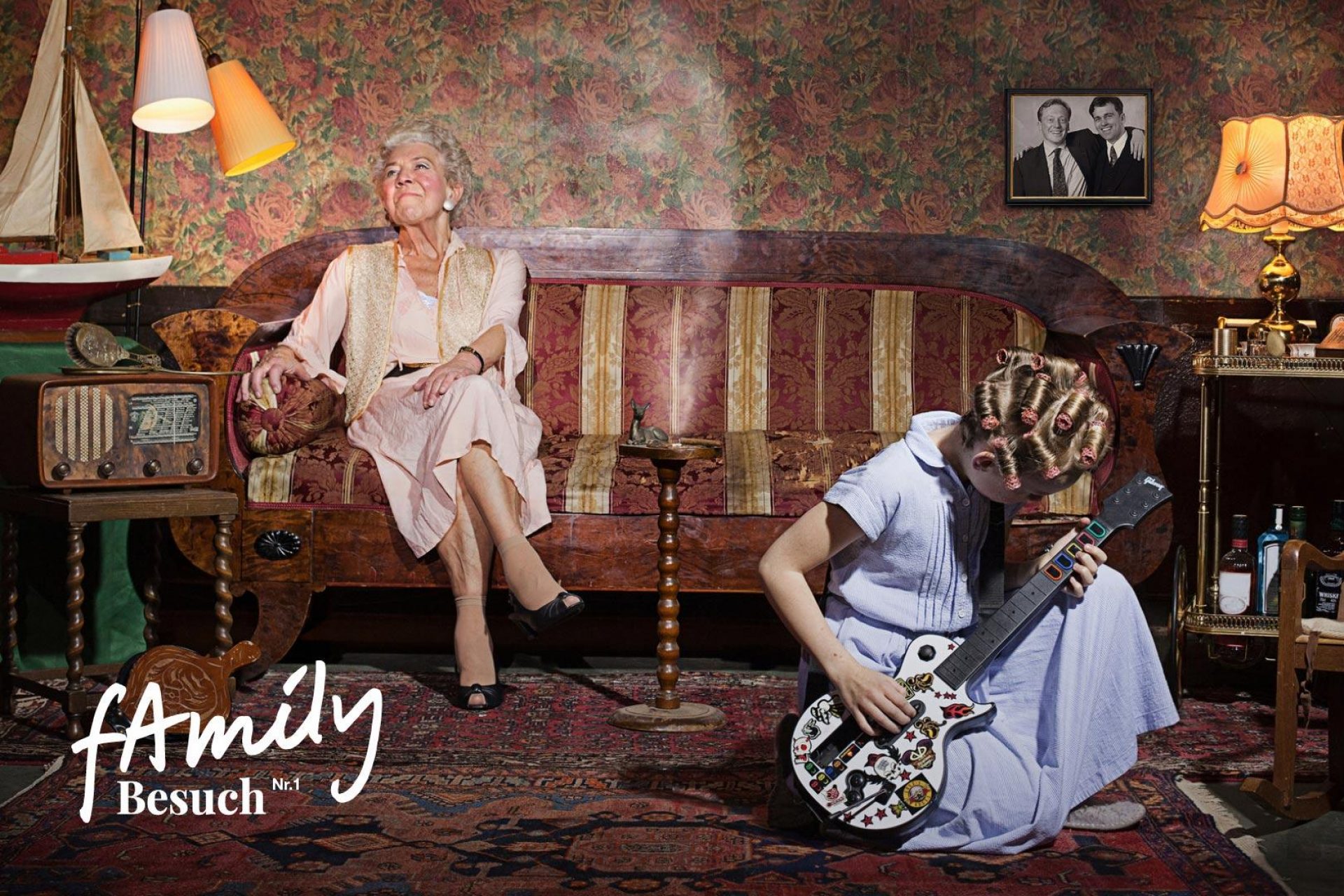 Alumni family header